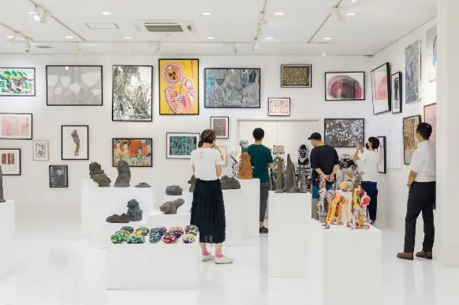 人気 アート展 会社