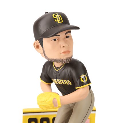 ダルビッシュ　ボブルヘッド　日本1000個限定 ダルビッシュ有日米通算200勝記念 MLB公式 限定コレクターズ